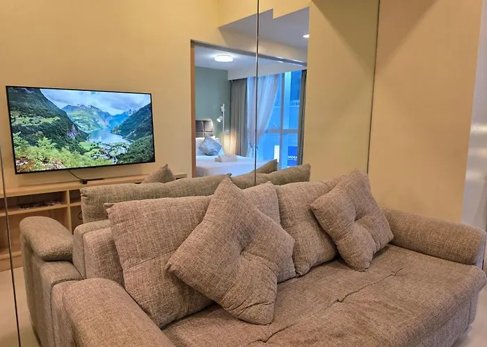 Bgc Uptown Parksuites Cosy Vibe 1br Near Grand Hyatt Uptown Malls And St Lukes